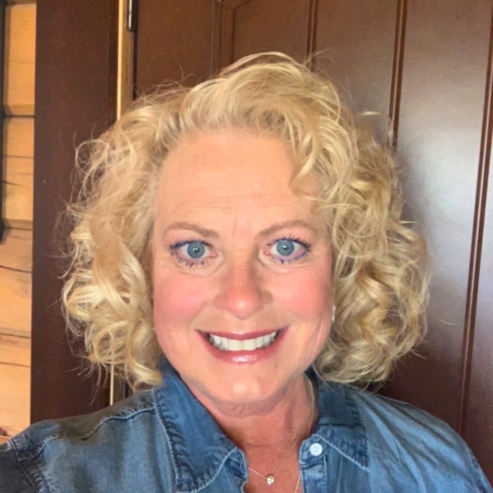 Meet your Posher, Vickie